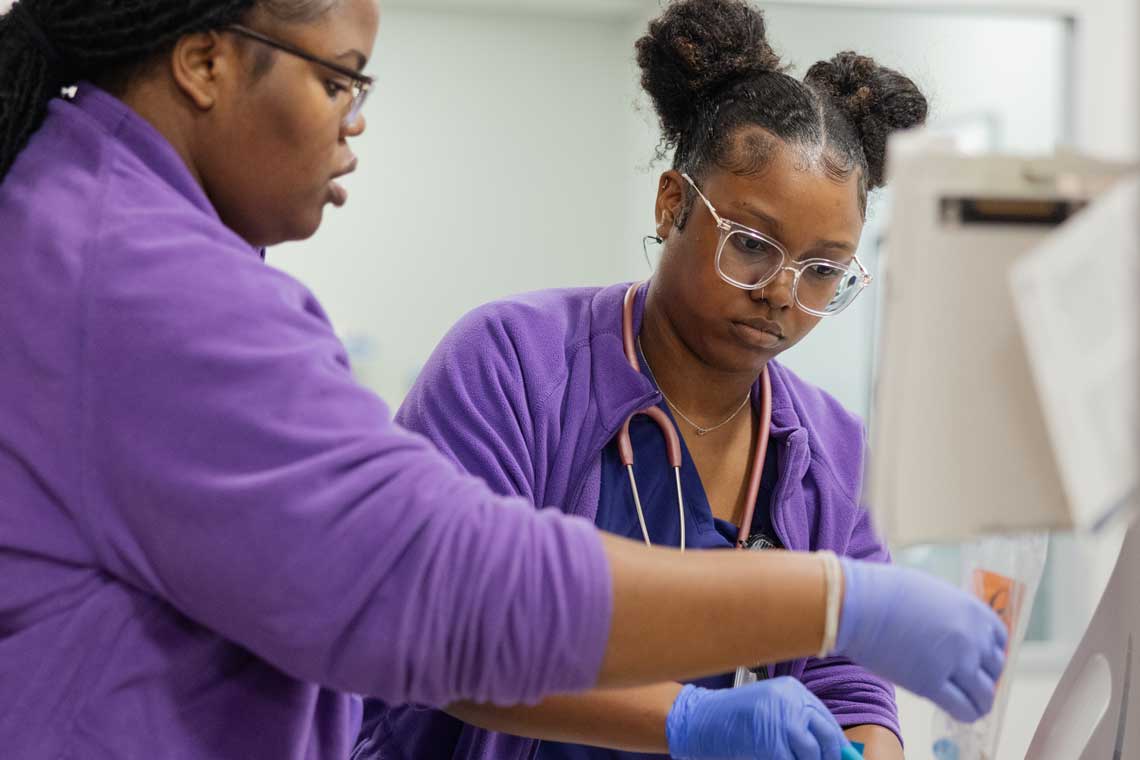 CTX nursing students in sim lab